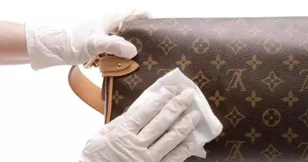 蟒蛇皮包如何保养护理,怎样护理皮具包包