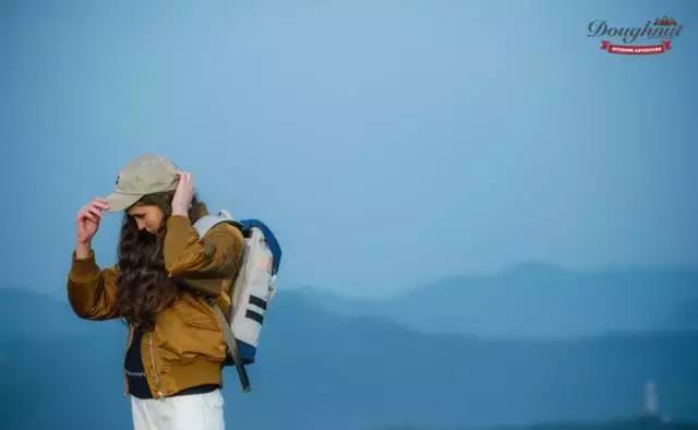 背了这个“甜甜圈”包包，我彻底放弃了北极狐