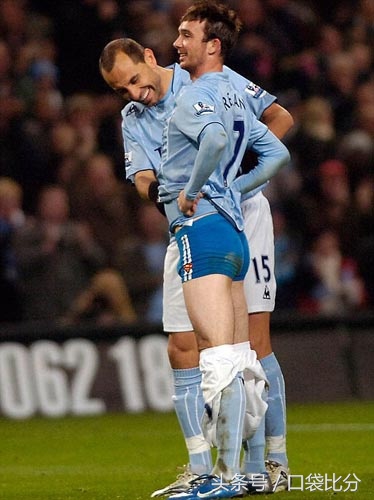 纳粹礼是什么动作,纳粹军礼庆祝动作