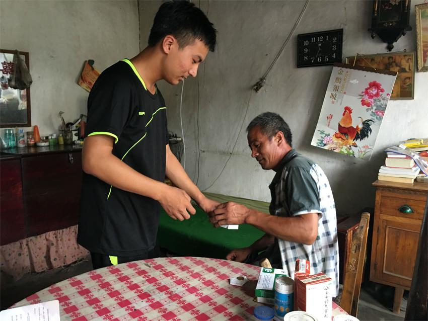 秦皇岛帅小伙考了600分却为学费发愁，还好有“它”