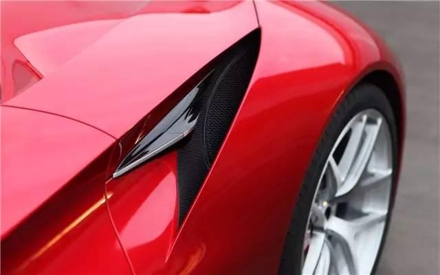 又一款《速8》带红的超跑，亮瞎你的钛合金狗眼