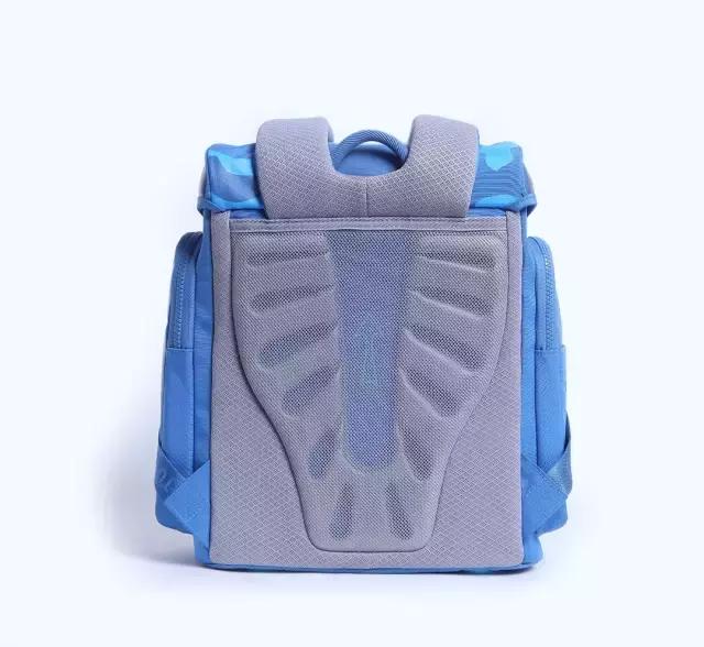 小米科技小书包,小米米兔书包几代比较好