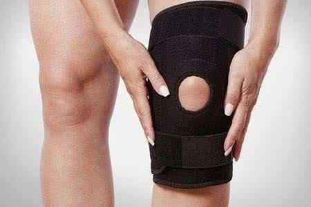 膝盖发黑警惕四种病,为什么膝盖很黑洗不掉