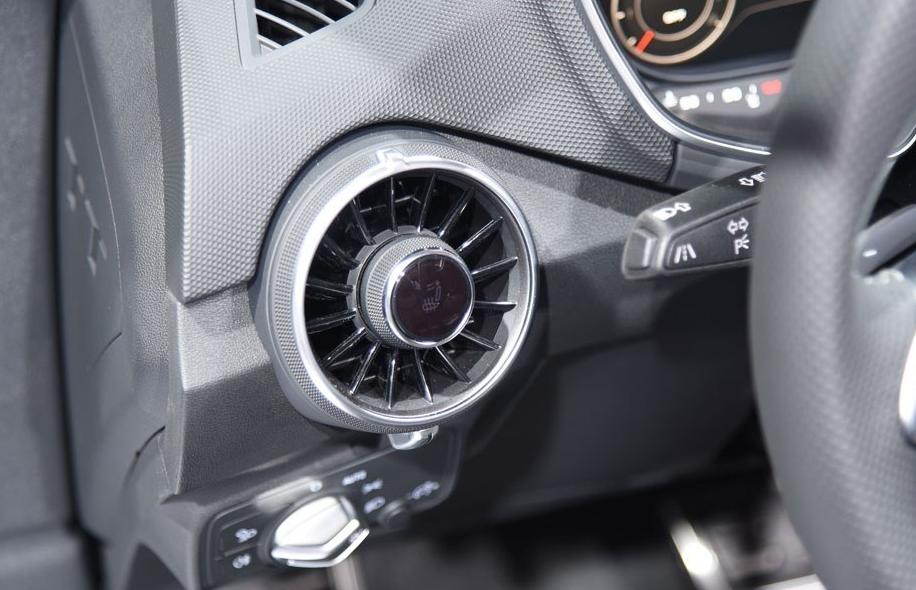 奥迪tt敞篷2021款落地多少钱,奥迪ttrs-r敞篷