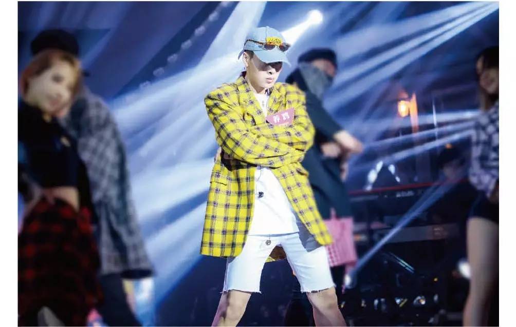 youngg养鸡参加过什么节目,youngg养鸡为什么不火