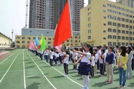 你知道某些民办学校的真正内幕吗,西安封闭式学校曝光