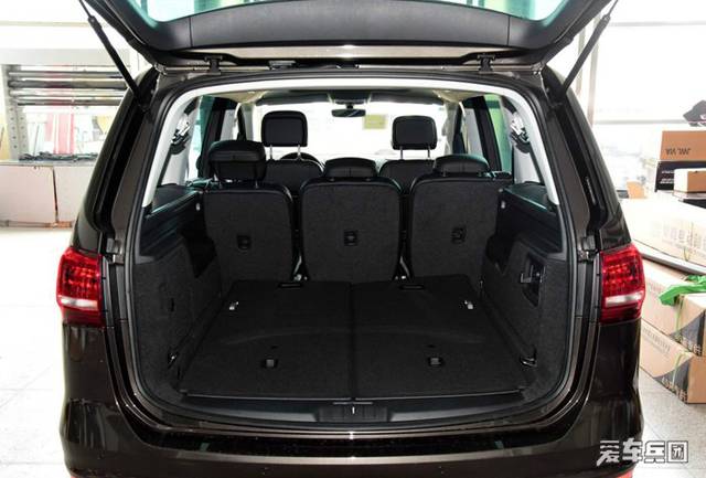 什么轮胎扁平比兼顾操控和舒适,熟悉却看不清楚