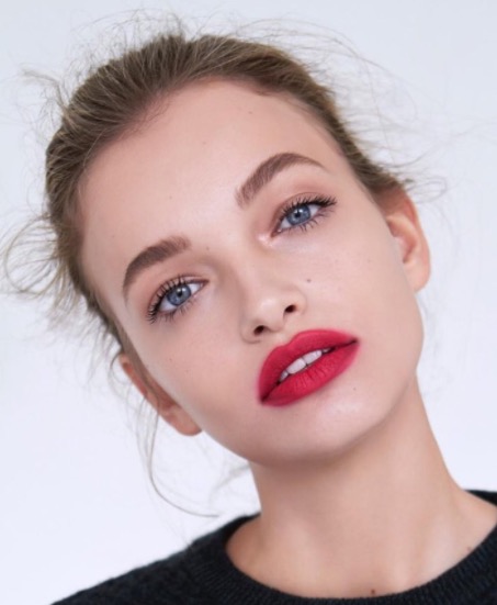 赵丽颖和杨幂白西装,别人家的男友