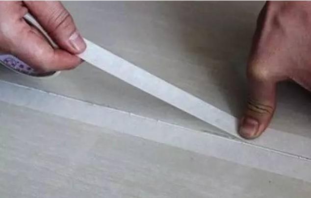 瓷砖美缝应该自己做还是请师傅做,地砖美缝拖地都把缝弄黑了咋办