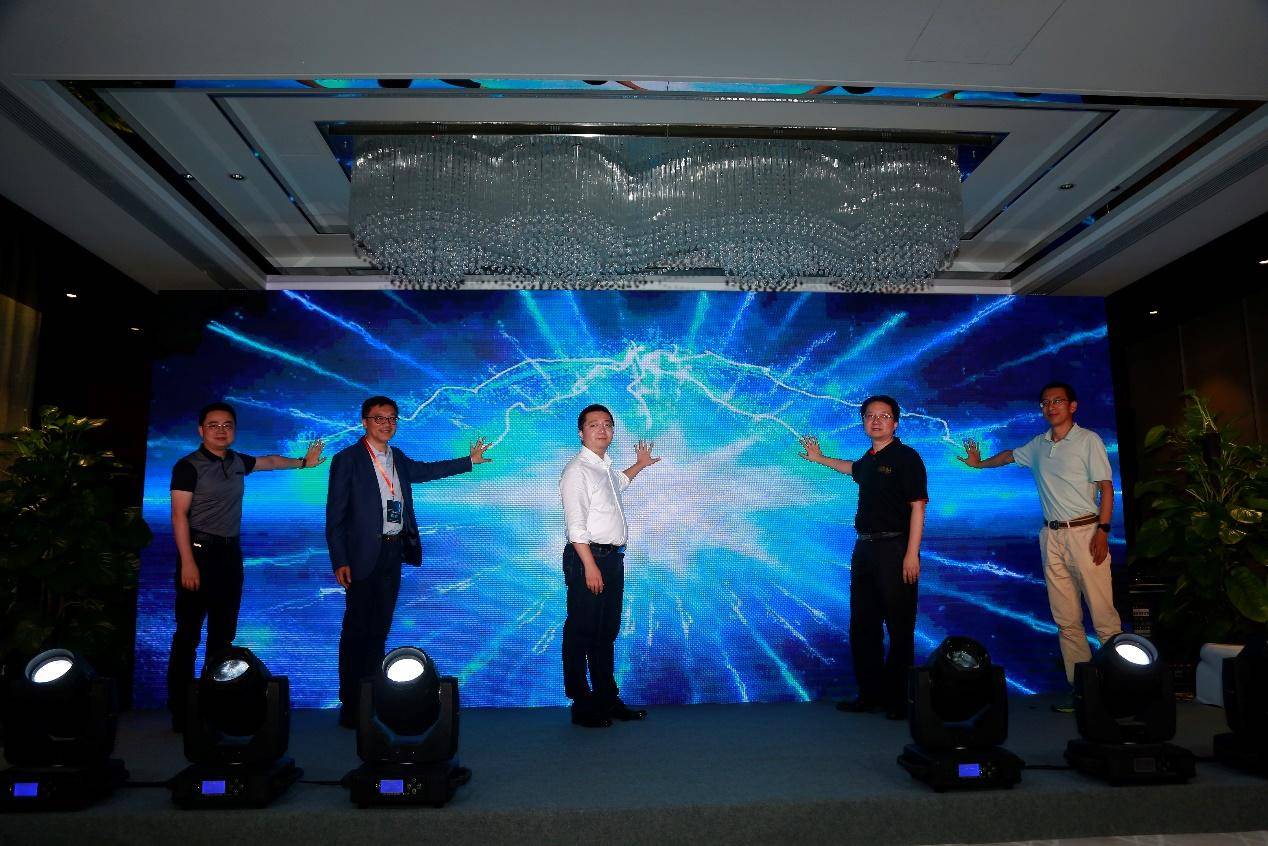 大数据会被ai取代吗,大数据应用技术会被ai代替吗