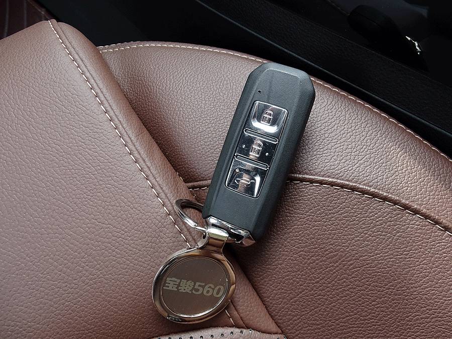 七年的宝骏560值得入手吗,宝骏560跑了八万公里还值得买吗