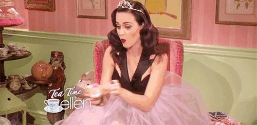 全宇宙最能吃的女明星，吃天吃地吃自己！