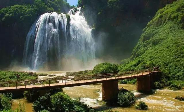 云南昆明悠闲的夏天避暑环境,昆明周边最好的避暑城市