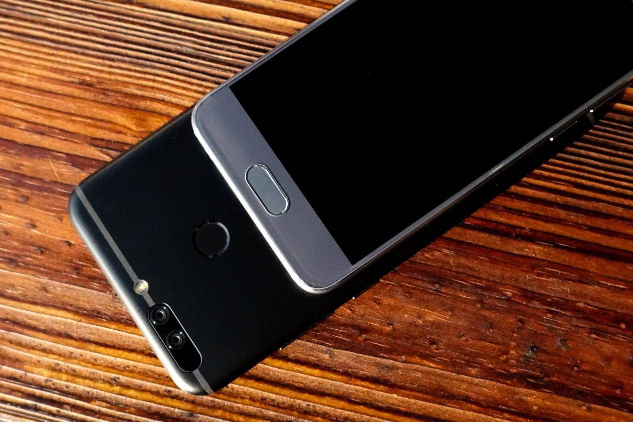 荣耀v9和荣耀9的性能有什么区别,荣耀9和荣耀v9哪个好值得买