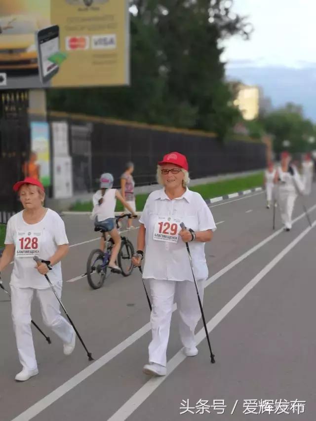 俄罗斯人在黑河的视频,黑河实拍俄罗斯