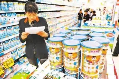 好奶粉需要怎么辨别看完你就懂了,奶粉内幕我们必须知道的奶粉真假