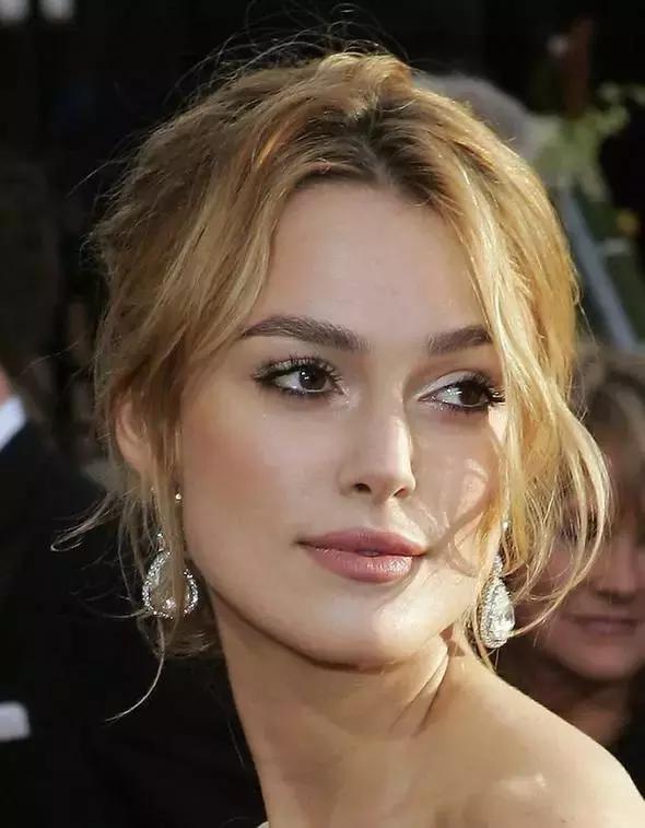 贾玲同款头发教程,贾玲发型辫子怎么扎好看