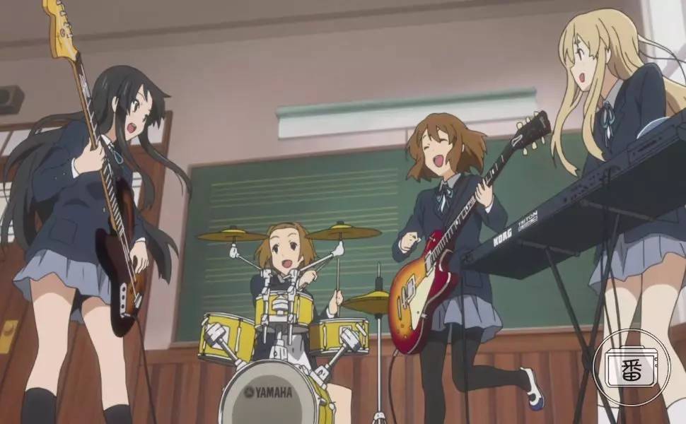 看了这部狗粮番，我们来聊聊日本高中社团