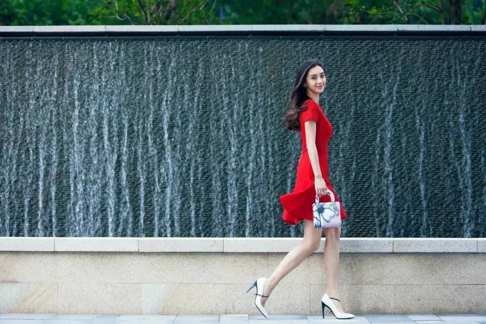 如何买一只一眼能被认出来的包