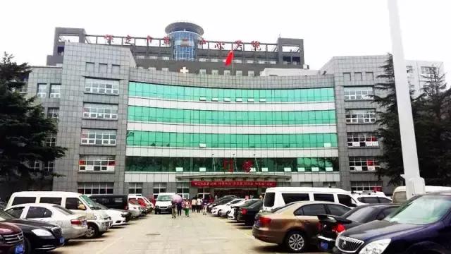 保定哪个医院看耳鼻喉科看得最好,保定252医院好还是第一中心医院好