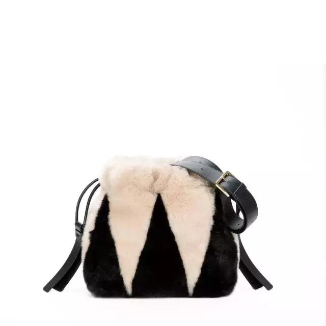 furla粉色,furla什么包好看