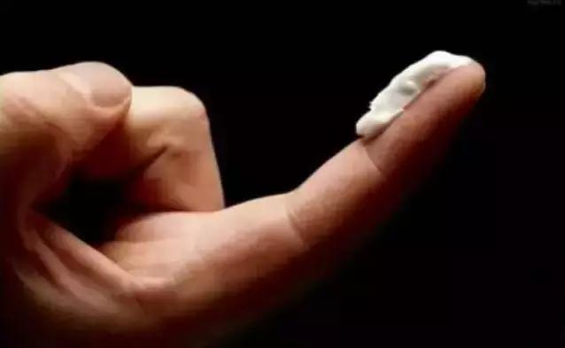 12岁孩子脸上黑头粉刺如何处理,男士脸上黑头粉刺怎么去除