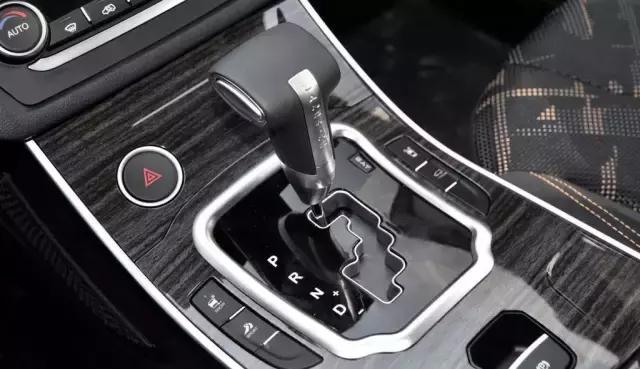 不到8万落地自动挡车推荐,8at自动挡靠谱吗