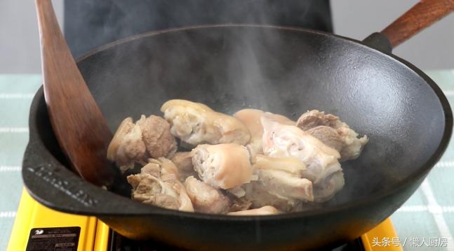 猪蹄如何做得软烂好吃简单,猪蹄怎么做软烂入味又有嚼劲