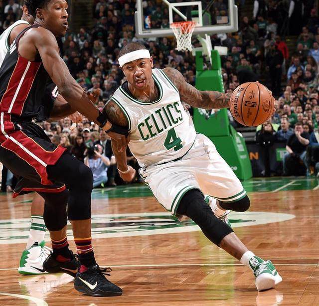 小托马斯104秒,小托马斯76人首秀