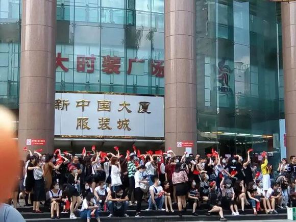 各大品牌服装批发市场,全国各大面料批发市场有哪些