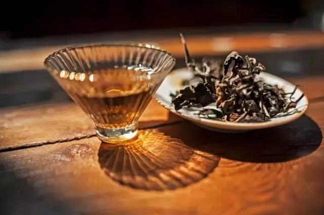 不泡酒吧泡茶社，成都这6家文艺茶社里藏着年轻人的诗和远方