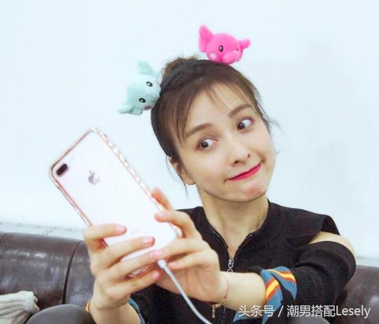 吴昕杜海涛快乐家族,吴昕快乐大本营的衣服