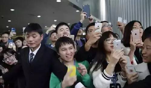 周杰伦参加唯品会的节目叫什么,周杰伦参加唯品会