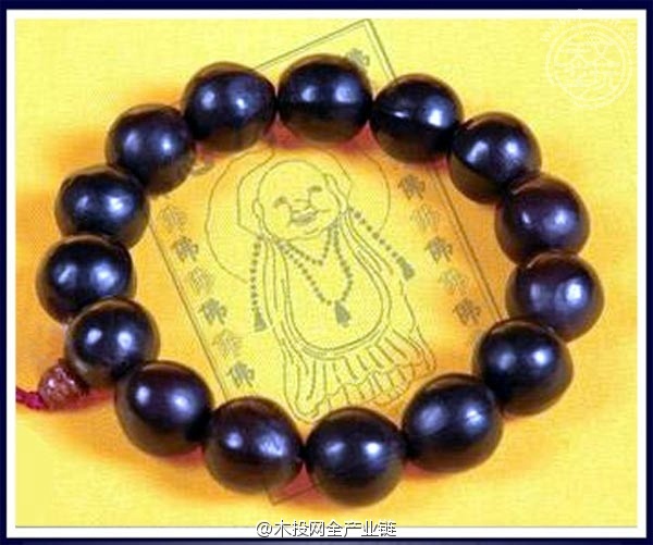 檀香木手串的功效与作用,牦牛骨手串的功效与作用