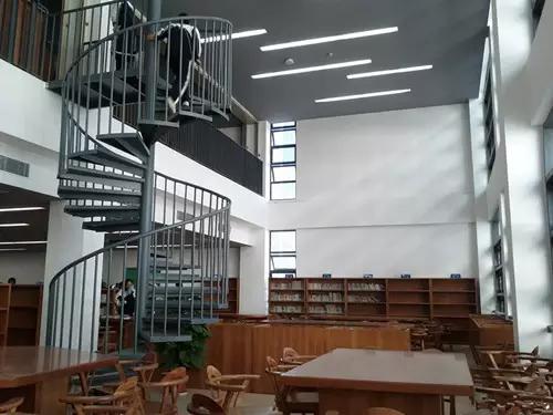 深圳中学宝安中学哪个好,深圳宝安中学好在哪