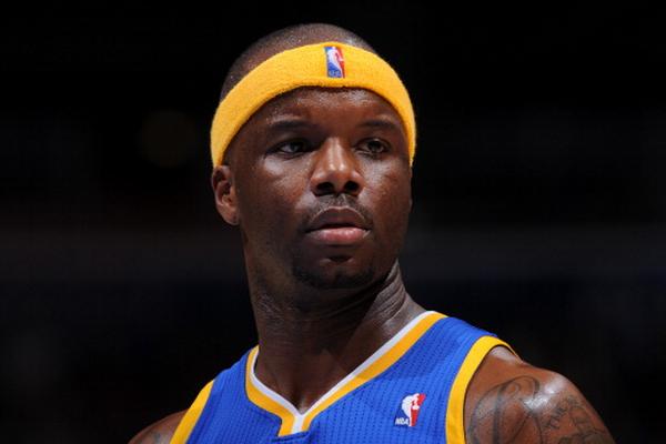 勇士夺冠后替补和教练组被挖空了,勇士夺冠最后换人