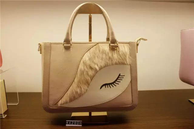 广州哪一个商场有卖母婴产品,广州有哪些地方有港货买