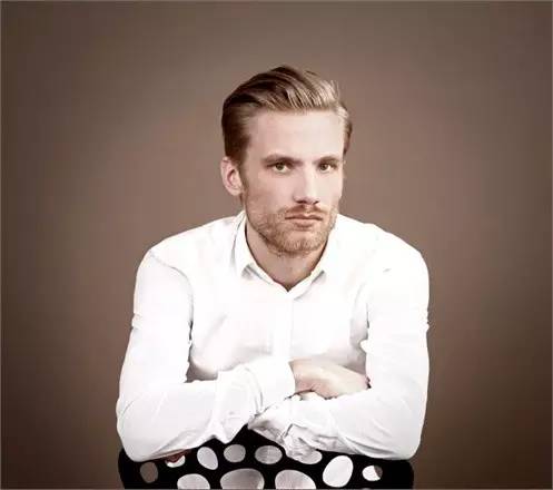 不想撞包这款轻奢包包你值得拥有,不撞包的小众包包