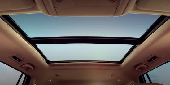 凯迪拉克xt5和奔驰glc300哪个好,凯迪拉克XT5怎么样专家点评