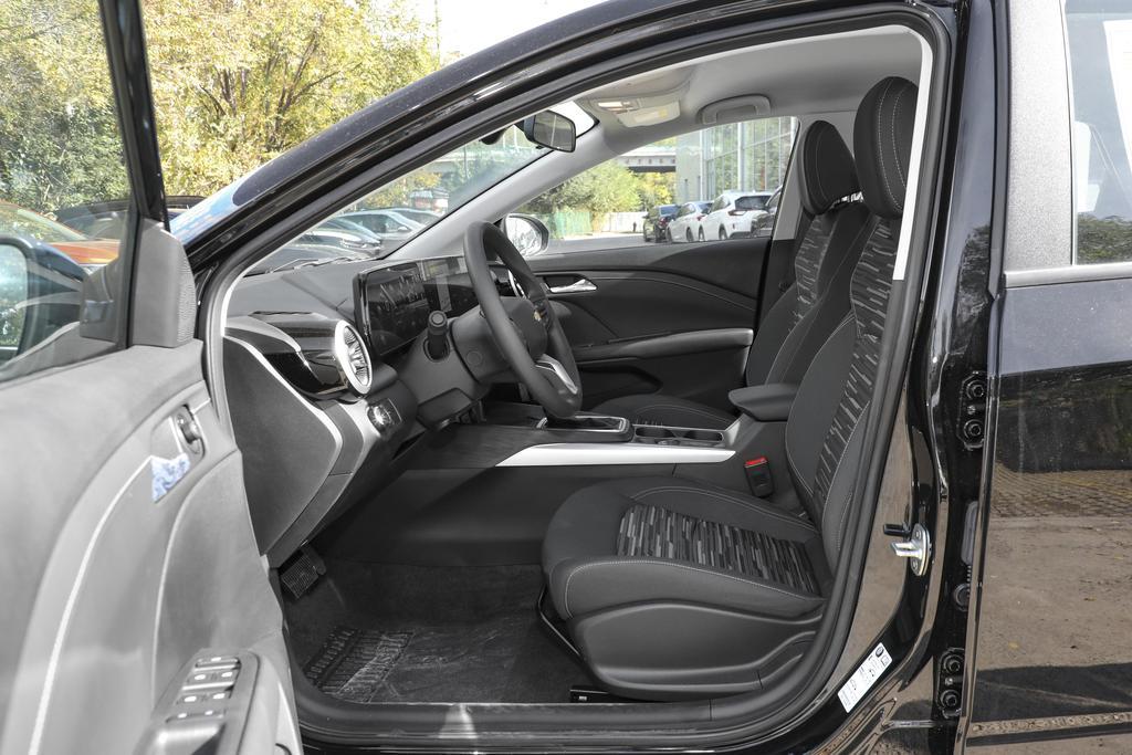 新款雪佛兰科鲁泽试驾四缸,雪佛兰科鲁泽试驾四缸高配