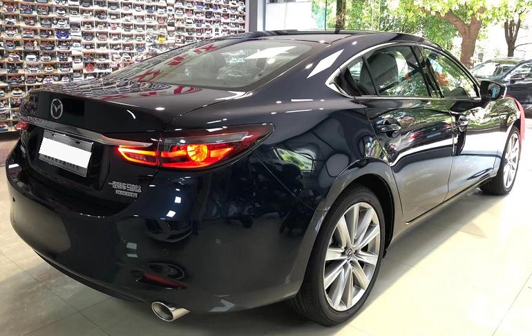 阿特兹2020款豪华和运动内饰,马自达阿特兹2.5l蓝天运动版内饰