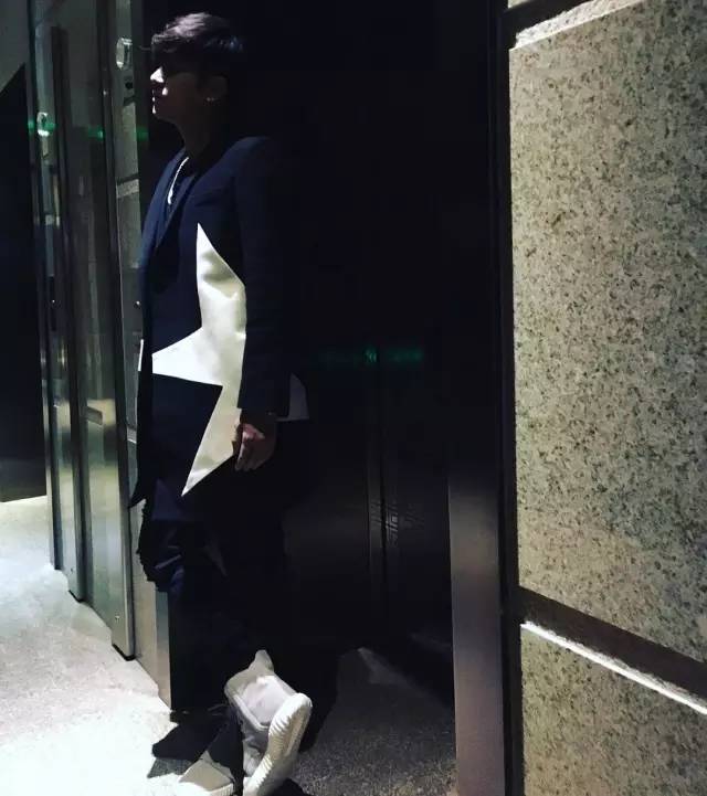 最近流行的ins是什么,最近很流行的ins