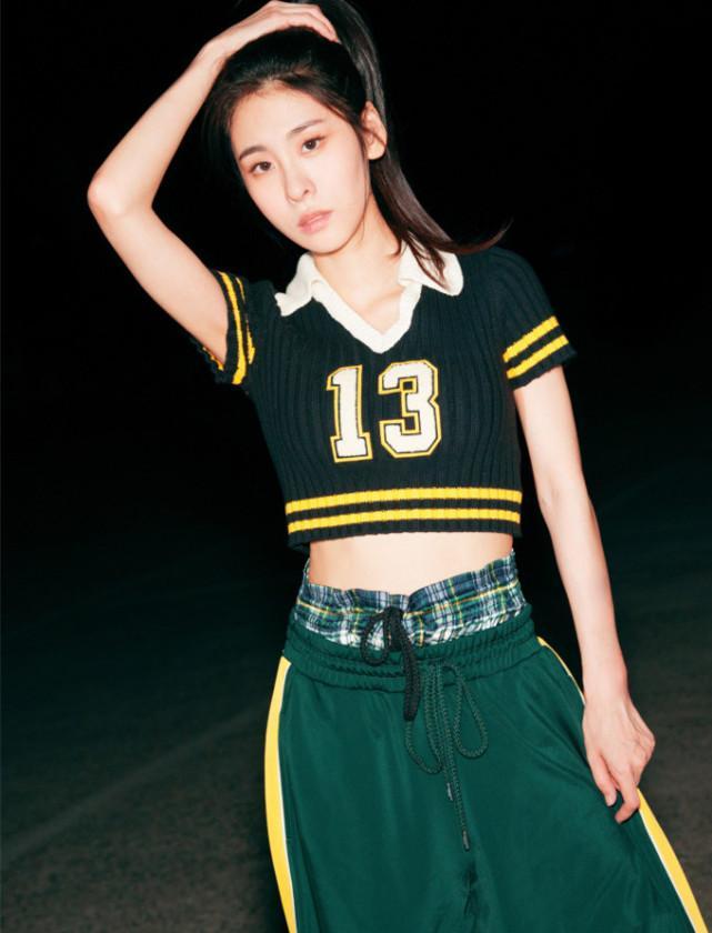 张碧晨运动款外套,张碧晨最新衣服