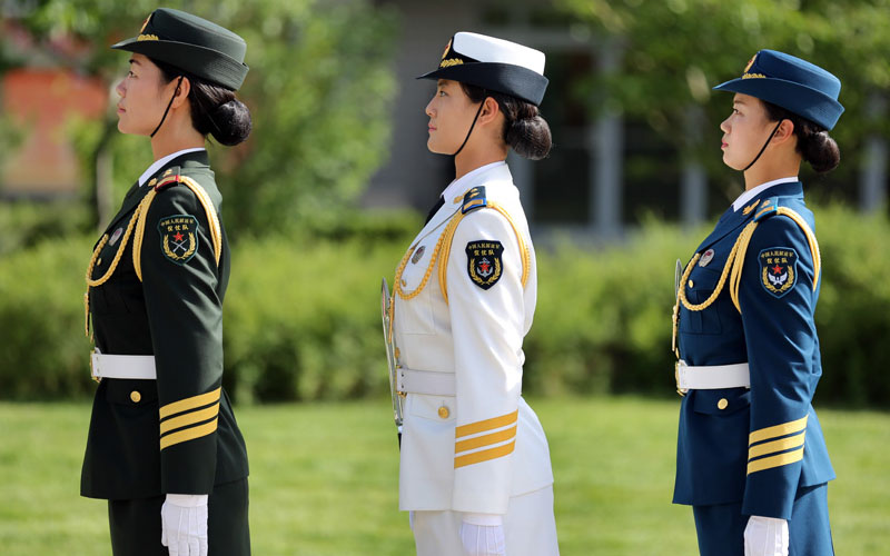 各国女兵中国女兵最帅,各国女兵阅兵颜值对比