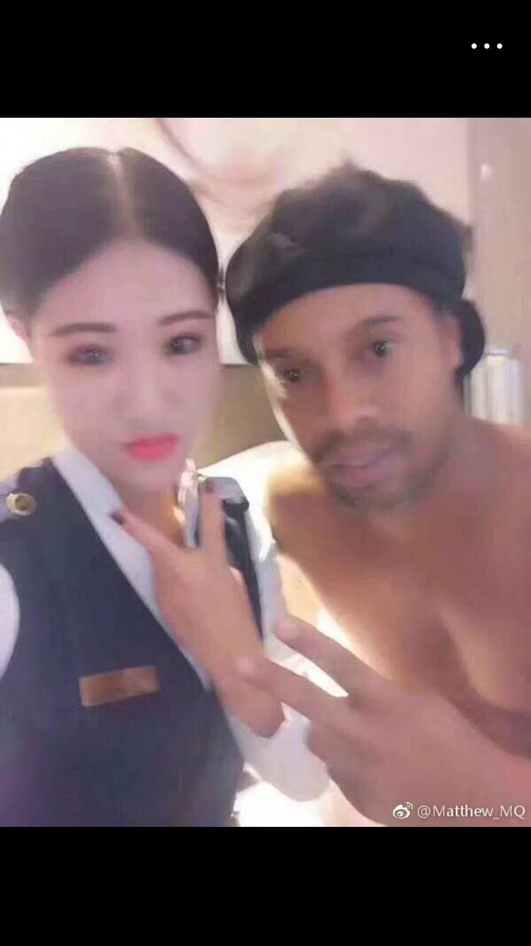 小罗来过几次中国,一代球王小罗