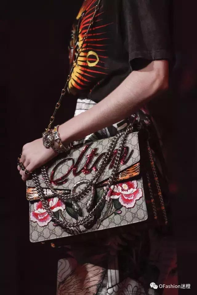 gucci包新品酒神,gucci新款包包2022酒神