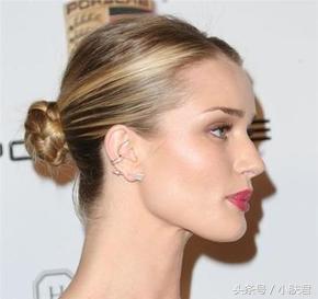 耳洞不能乱打,耳洞不能打得太靠上