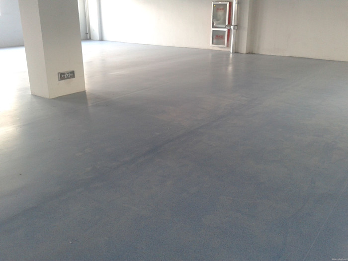 新房装修自流平有必要铲吗,家里地面用自流平水泥好吗