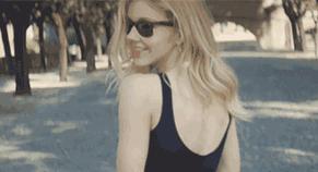 后背有痘印穿露背装的小技巧,夏天露背装内穿什么遮痘痘