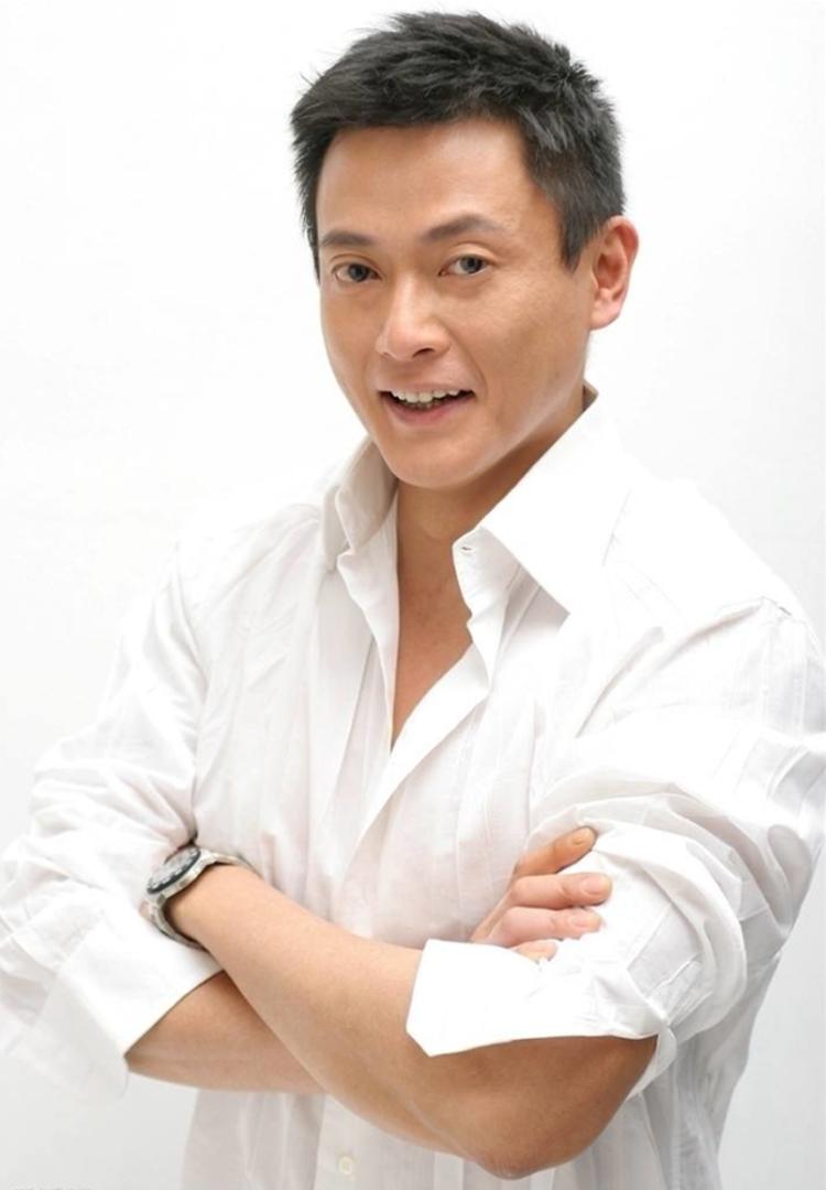 曾是tvb力捧的银河十星成员,香港魏骏杰tvb